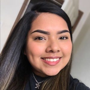 Meet your Posher, Karla